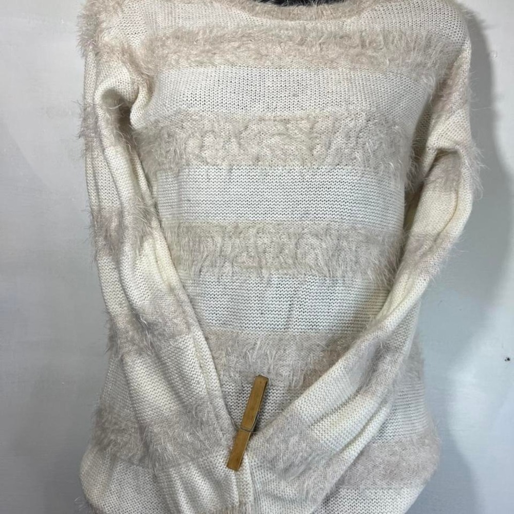 Joseph A. Vintage 90s crème and white fuzzy sweater, XS petite hip hugger cozy
